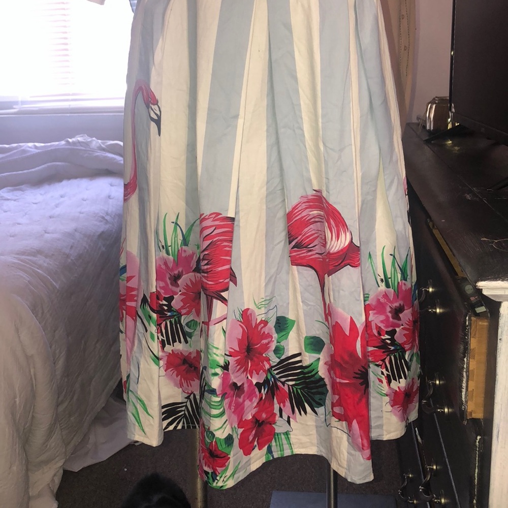 SUCREFAS LADIES DRESS - Picture 3 of 13